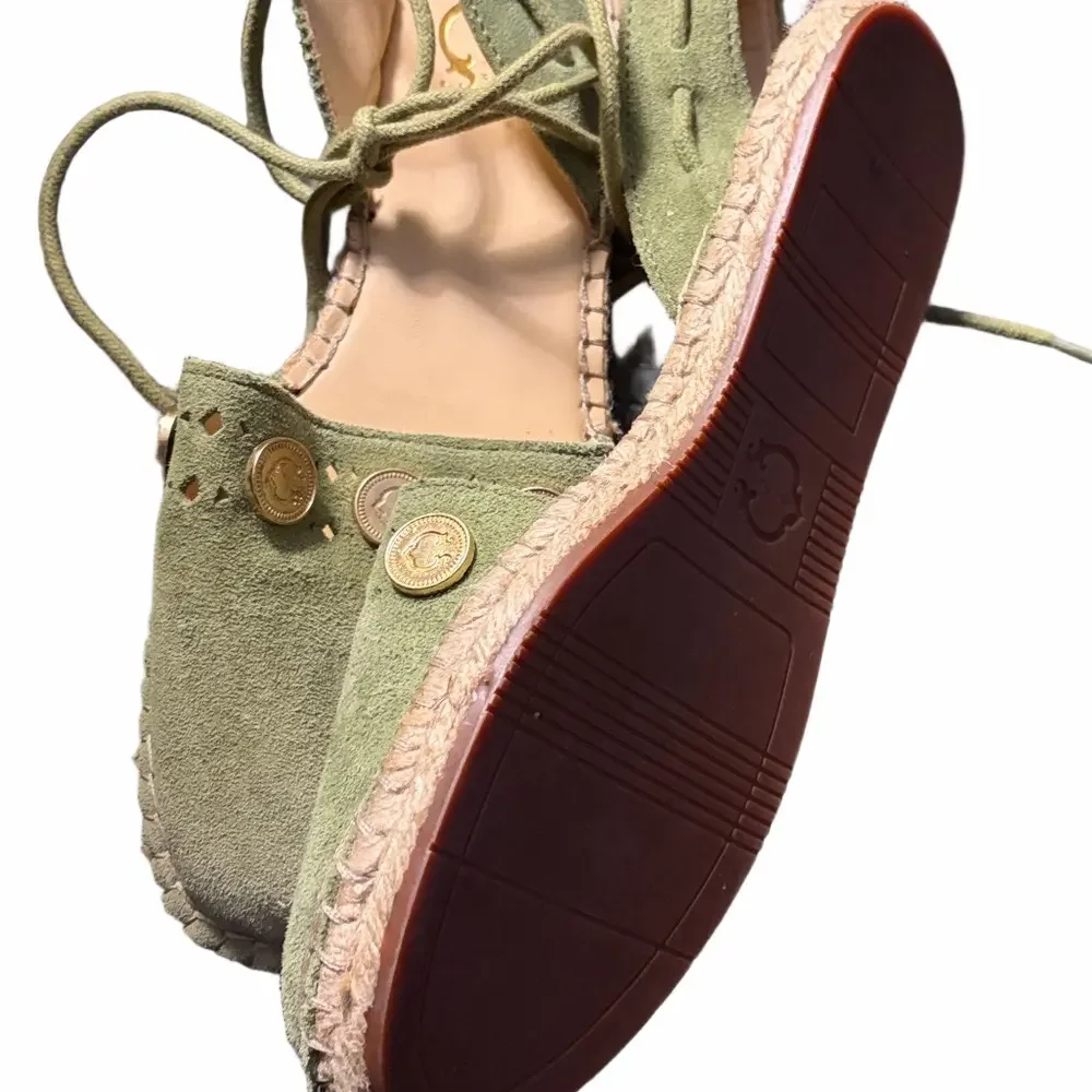 Michaela  C. Wonder sage suede espadrille close toe with gold coin details 7.5 M - Picture 6 of 6